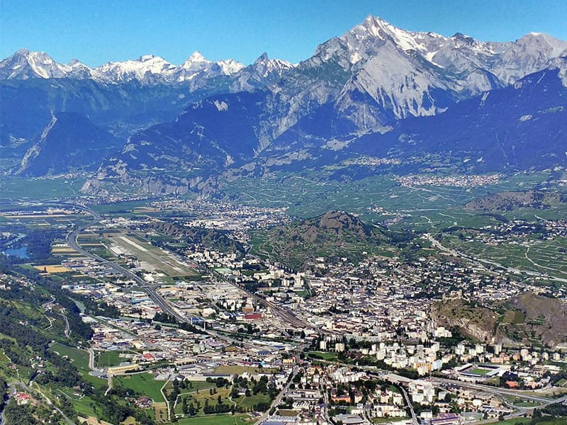 シオンの旅行 観光ガイド スイス旅行専門 スイスツアーズ Swisstours