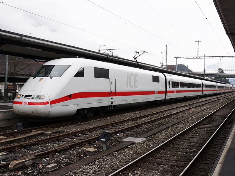 スイスの鉄道の列車種別について〜鉄道で旅するスイス